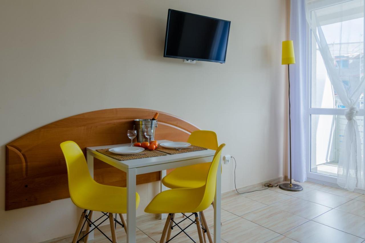 Holiday Home Slavia New 600 Z Balkonem Przy Plazy Miedzyzdroje Exterior foto